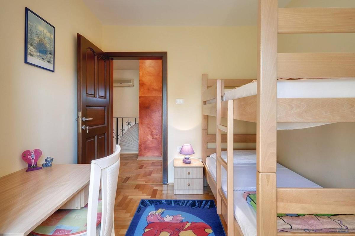 Villa Nina Медулин Экстерьер фото