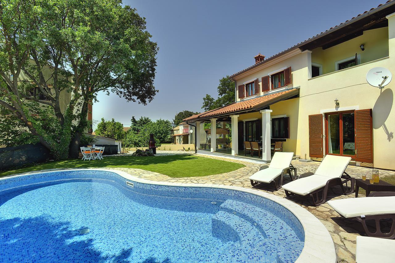 Villa Nina Медулин Экстерьер фото